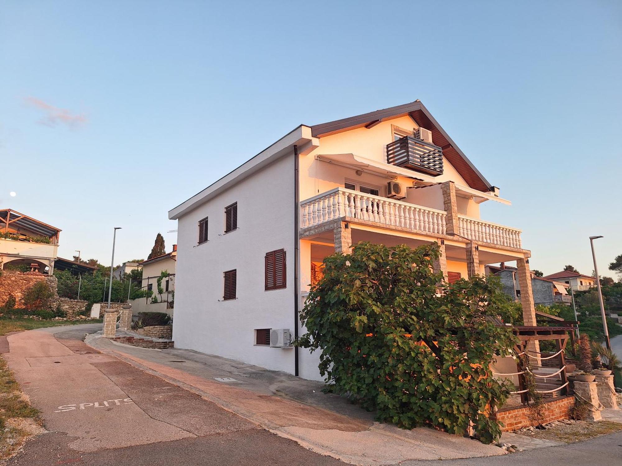 Apartments Cetiri Sestrice 노비그래드달마샤 외부 사진