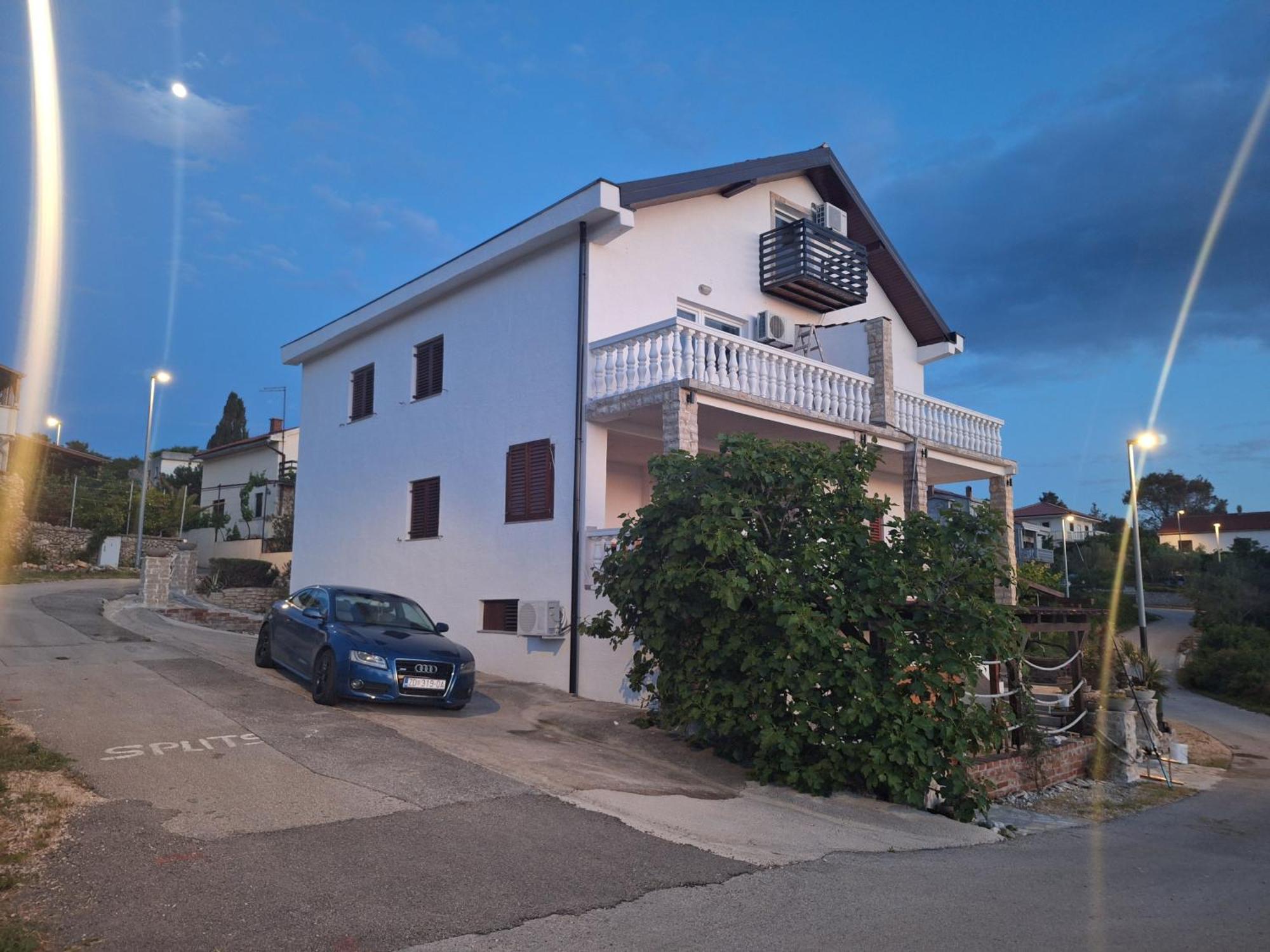 Apartments Cetiri Sestrice 노비그래드달마샤 외부 사진